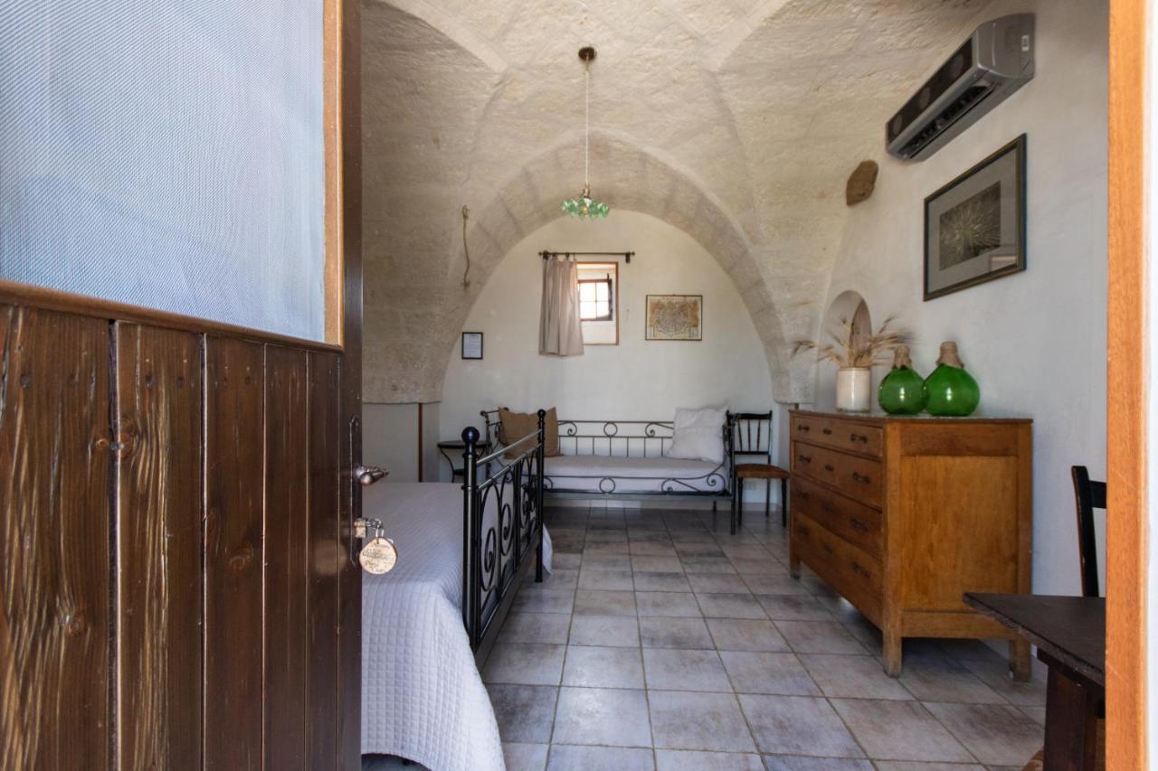 Masseria Parco Di Castro Montalbano  Extérieur photo